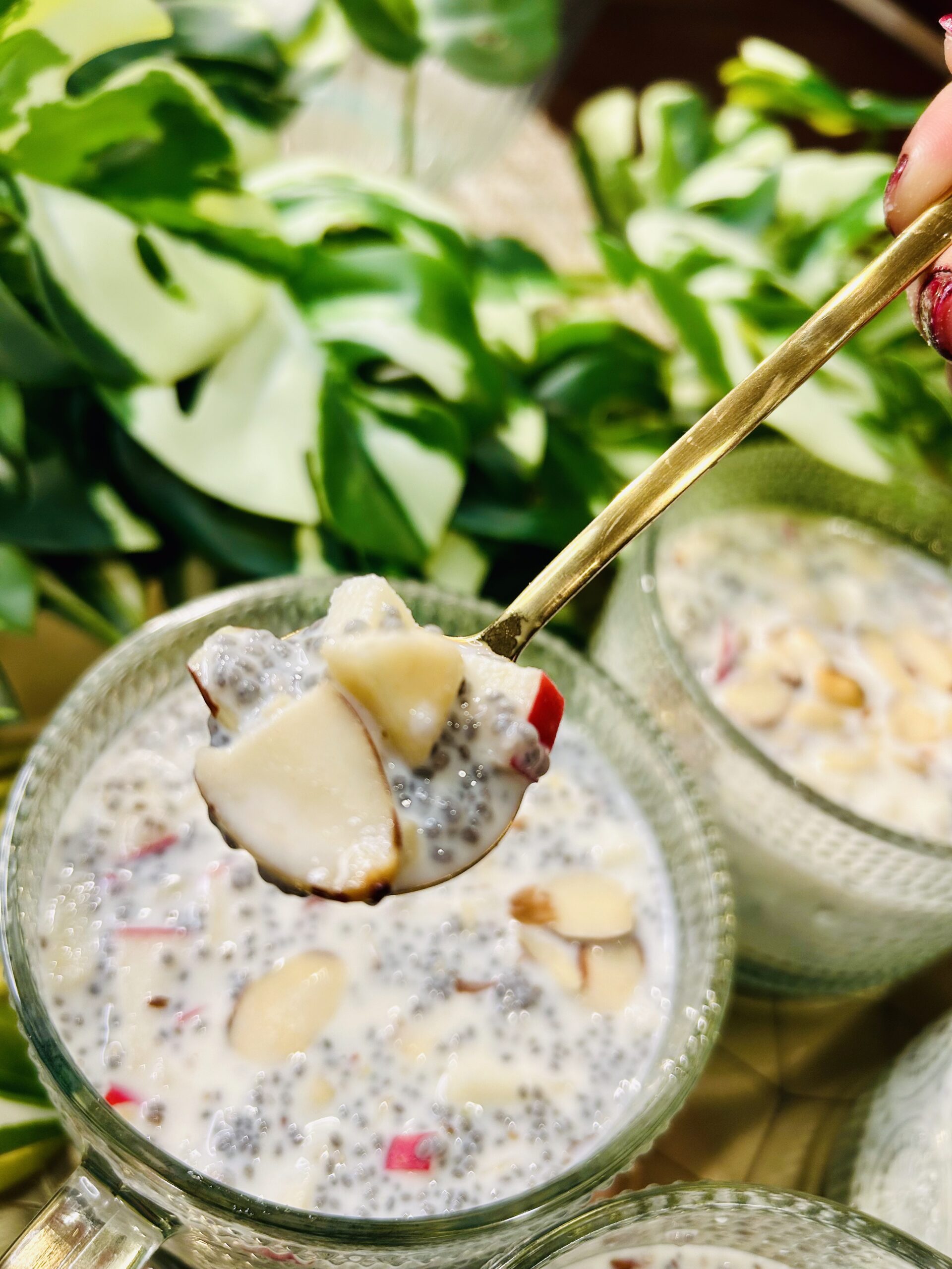 Healthy Chia Seed Pudding with Saffron and Cardamom: A Perfectly Spiced Quick and easy Breakfast